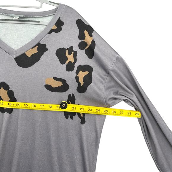 LUUKSE Grey Leopard Animal Print V Neck Long‎ Sleeve Casual Top Size 1X - Picture 6 of 7